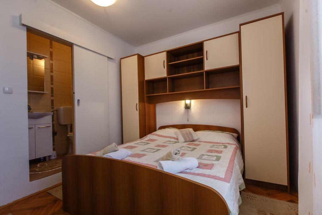Apartments Maris ラブ エクステリア 写真