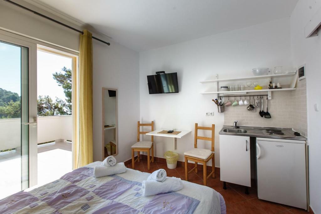 Apartments Maris ラブ エクステリア 写真